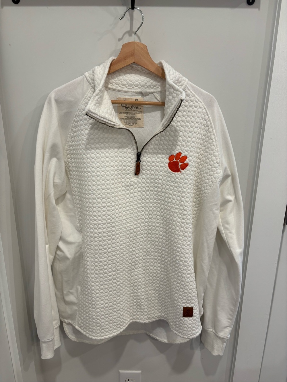Pressbox Cream Quilted 1/4 Zip Pullover with Orange Accent